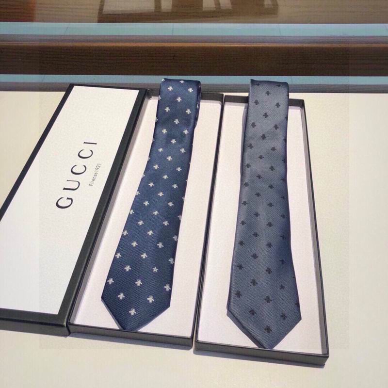 Gucci Tie hm14